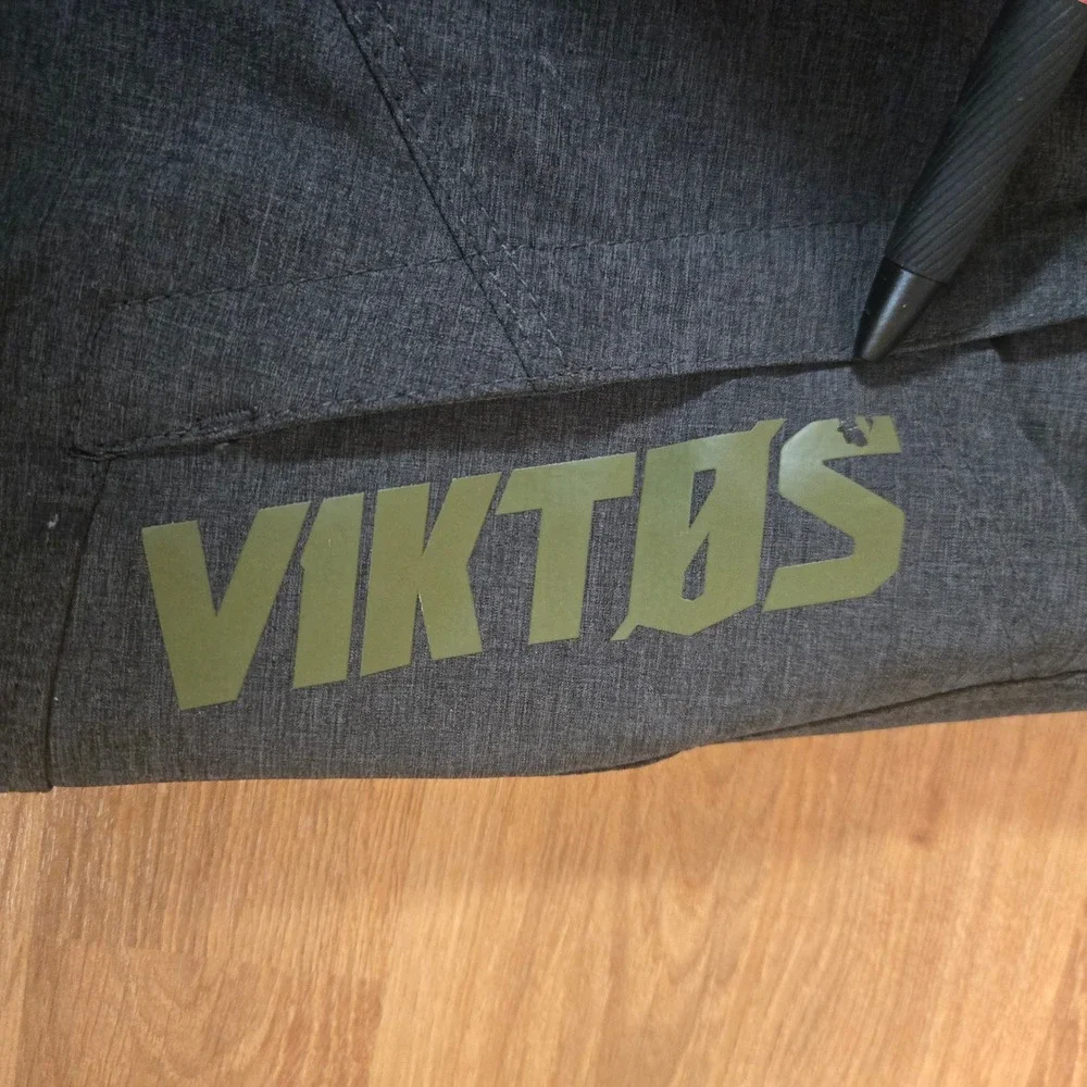 Viktos **flaw these
